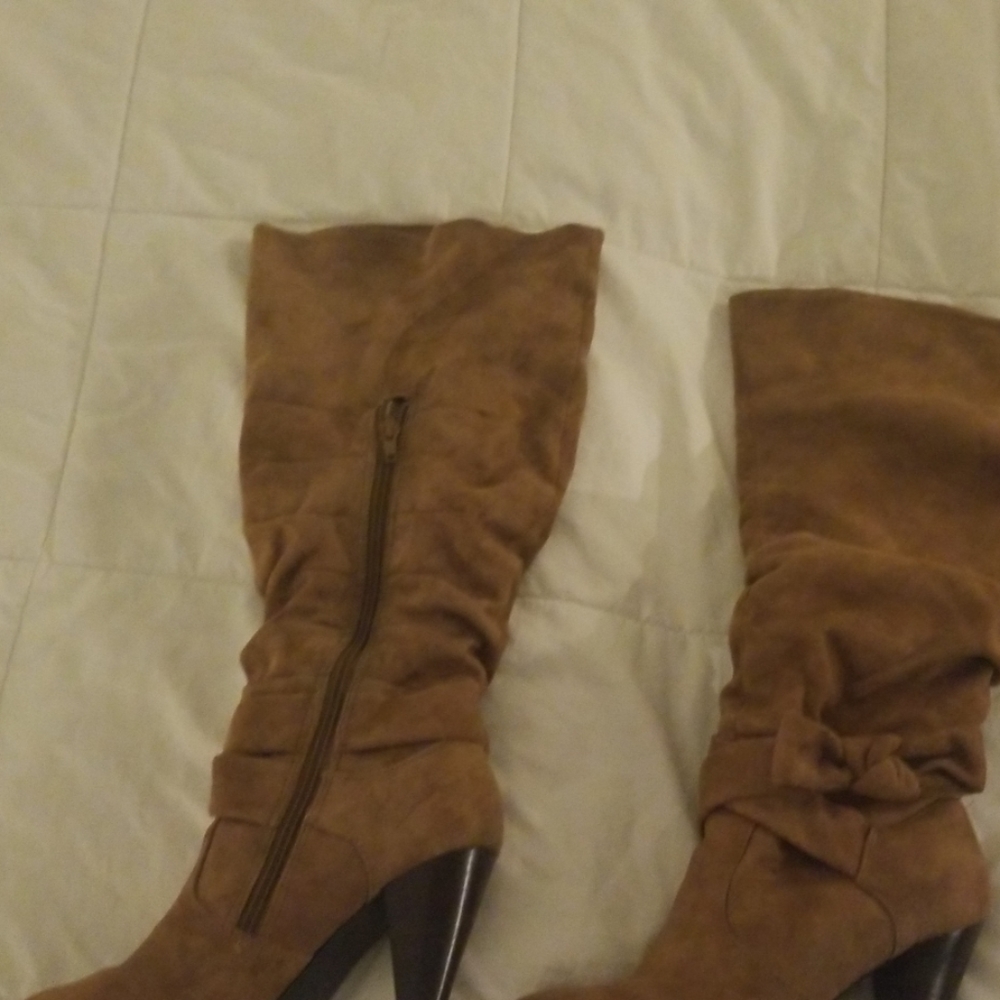 Diba Tan Faux Suede Bow Boots